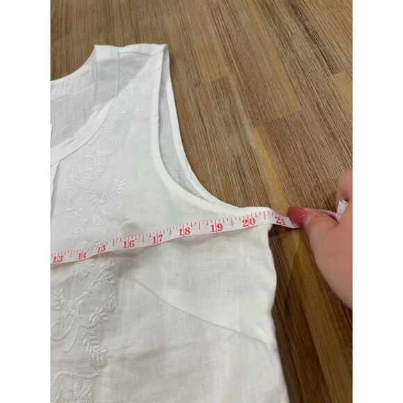 NWT CLASSIC WHITE SLEEVELESS TOP SIZE XL - Picture 2 of 8